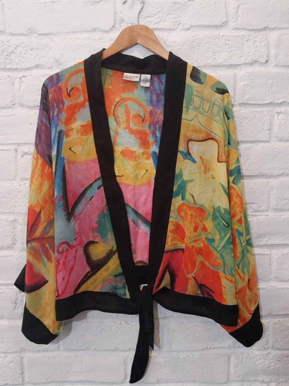 Chicos 3 100% Silk Cardigan Top Kimono Womens XL 16 Multicolor Floral Front Tie.